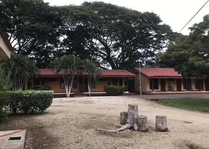 El Paraje Hotel